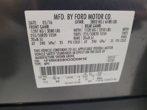 Used 2016 Ford Explorer XLT w/ Equipment Group 202A AWD/4WD image 33