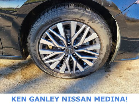 Used 2023 Nissan Altima 2.5 SV image 22