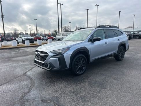 Used 2025 Subaru Outback Onyx Edition image 7