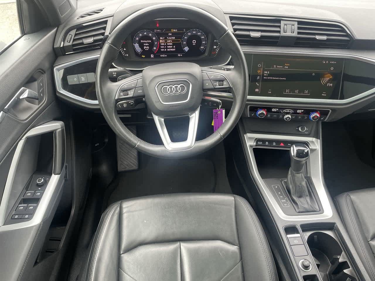 Used 2025 Audi Q3 2.0T Premium AWD/4WD image 11