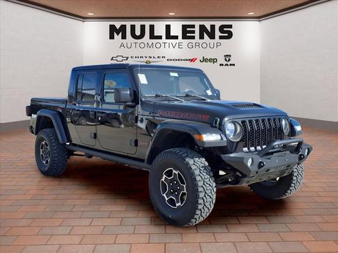 Used 2023 Jeep Gladiator Mojave w/ Cold Weather Group image 3