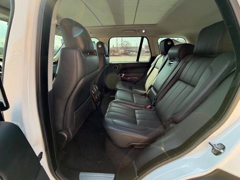 Used 2014 Land Rover Range Rover HSE image 31