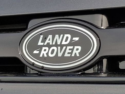 New 2026 Land Rover Defender 110 X-Dynamic SE AWD/4WD image 19