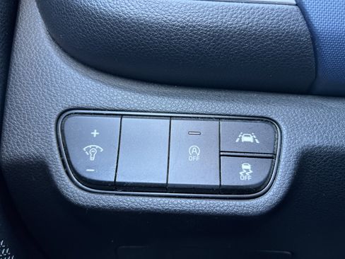 Used 2023 Kia Seltos S image 30