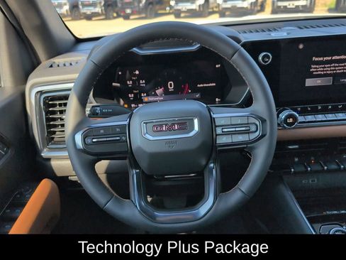 New 2026 GMC Canyon AT4 w/ Technology Plus Package image 4