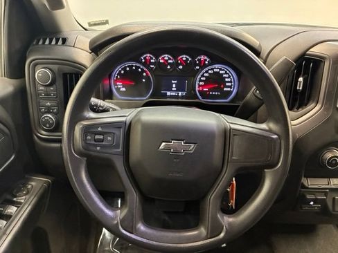 Used 2019 Chevrolet Silverado 1500 Custom Trail Boss w/ Custom Convenience Package AWD/4WD image 12