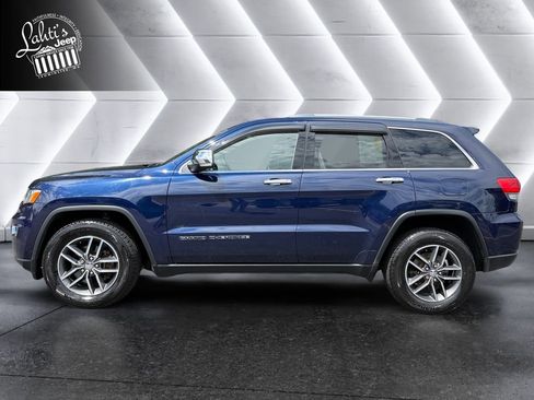 Used 2018 Jeep Grand Cherokee Limited AWD/4WD image 3