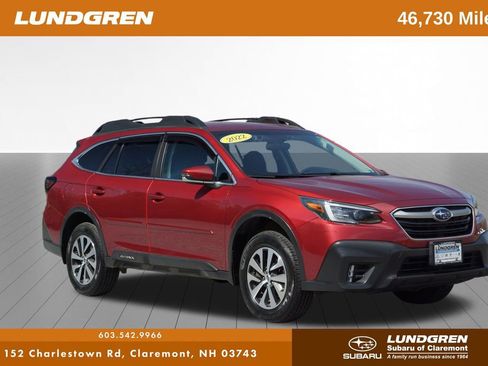 Used 2022 Subaru Outback Premium AWD/4WD image 1
