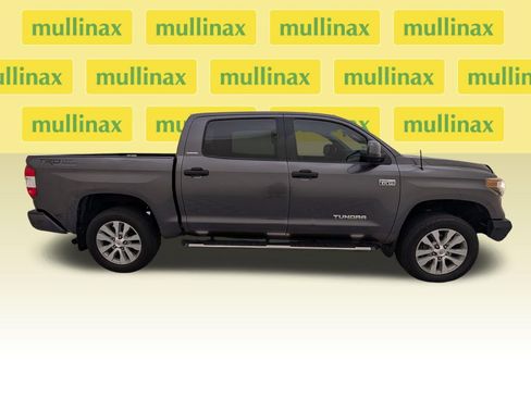 Used 2016 Toyota Tundra Limited w/ Limited Premium Package AWD/4WD image 2