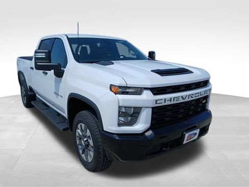 Certified 2022 Chevrolet Silverado 2500 Custom w/ Custom Convenience Package AWD/4WD image 7