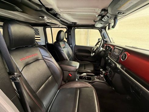 Used 2021 Jeep Wrangler Unlimited Rubicon AWD/4WD image 18
