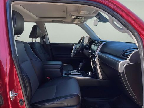 Used 2022 Toyota 4Runner SR5 Premium w/ Moonroof Package image 14