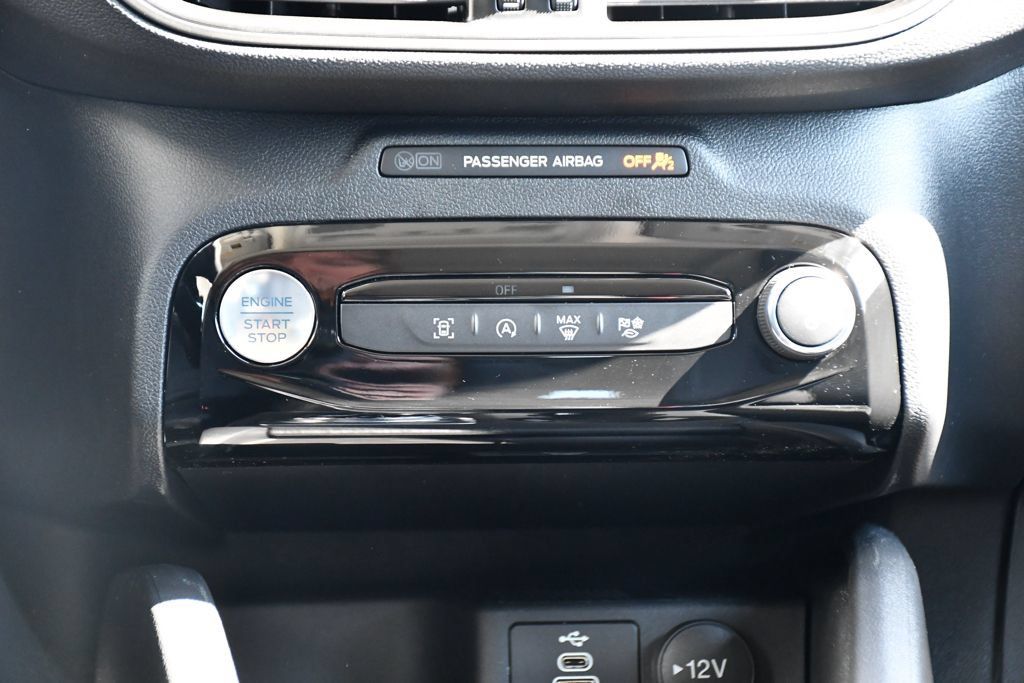 Used 2025 Ford Escape Active w/ Tech Pack #1 AWD/4WD image 23