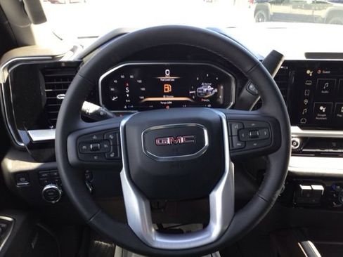 New 2026 GMC Sierra 2500 SLT AWD/4WD image 12