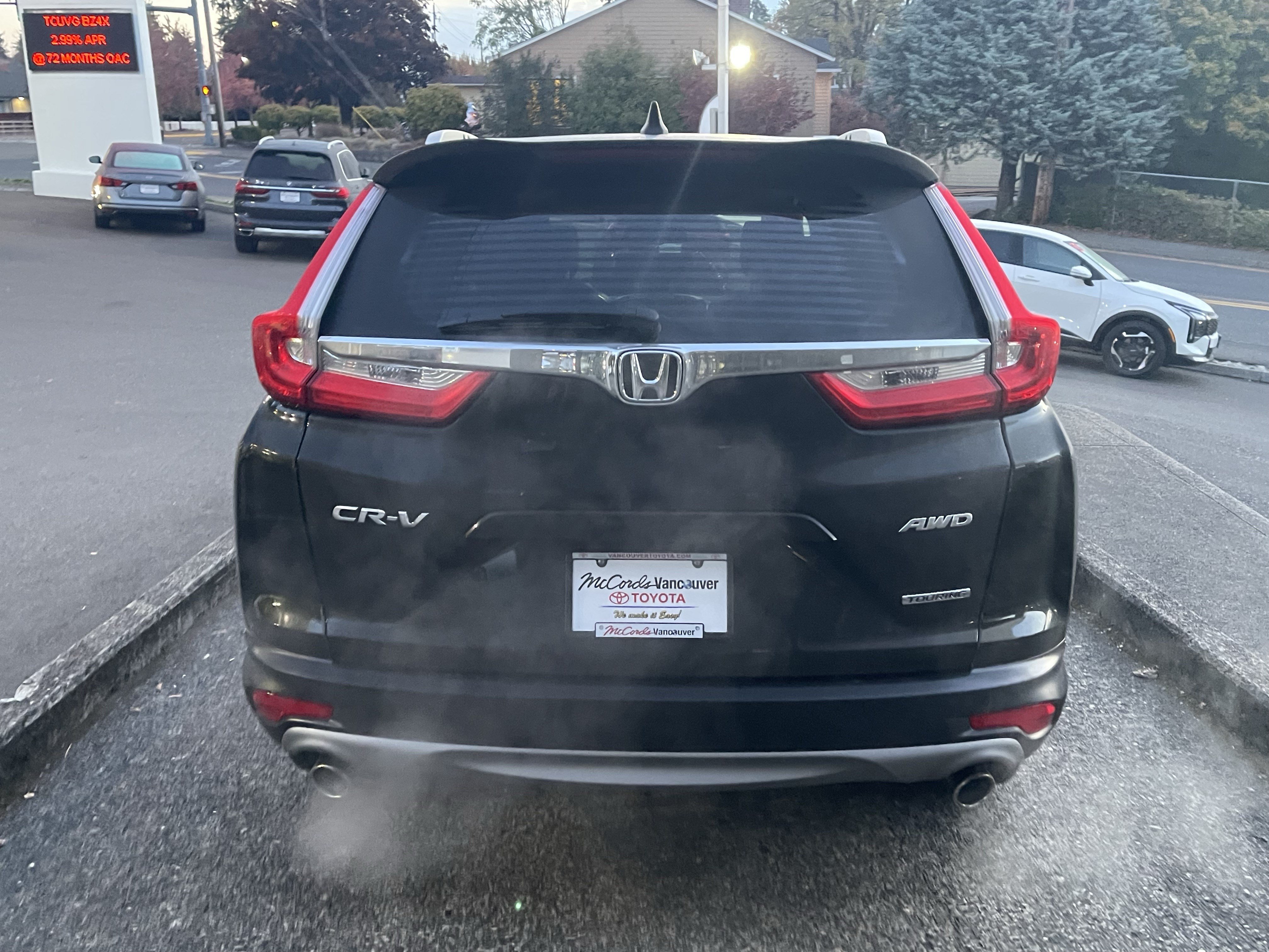 Used 2017 Honda CR-V Touring image 6
