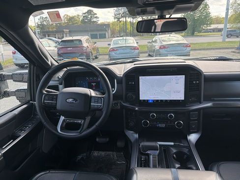 Used 2024 Ford F150 Platinum image 11