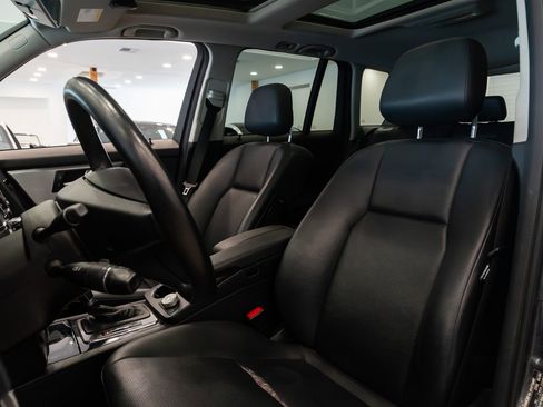Used 2010 Mercedes-Benz GLK 350 4MATIC image 7