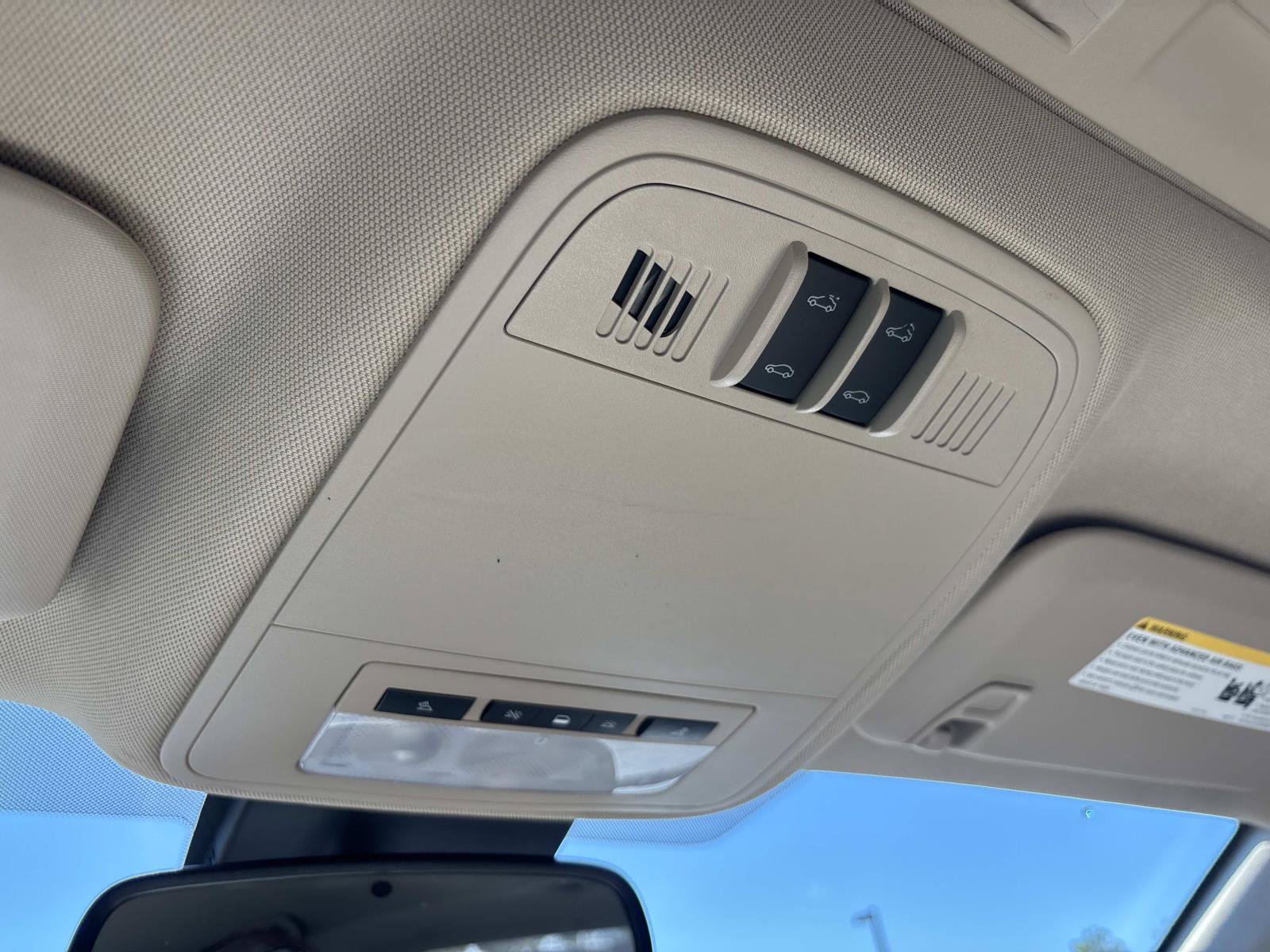 Used 2016 Buick Regal FWD image 29