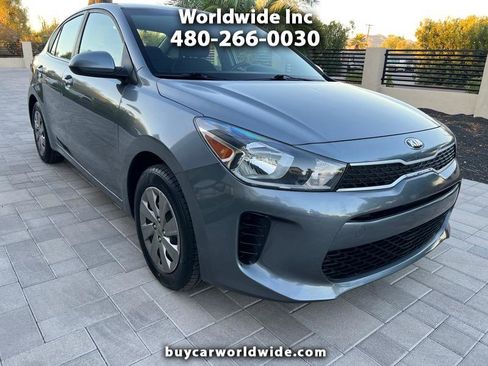 Used 2019 Kia Rio S image 1