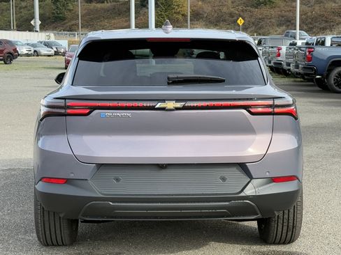 New 2026 Chevrolet Equinox EV LT image 4