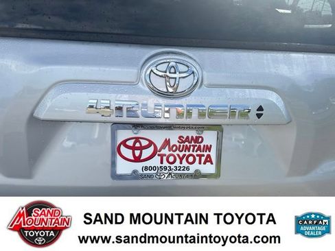 Used 2024 Toyota 4Runner SR5 RWD image 9