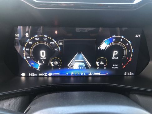 Used 2024 Chevrolet Colorado Z71 w/ Z71 Convenience Package 2 image 14