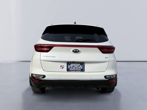 Used 2022 Kia Sportage EX w/ EX Technology Package image 4