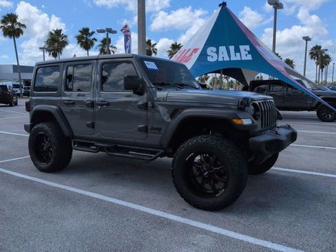 Used 2021 Jeep Wrangler Unlimited Sport AWD/4WD image 2