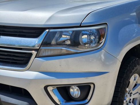 Used 2019 Chevrolet Colorado LT w/ LT Convenience Package RWD image 9