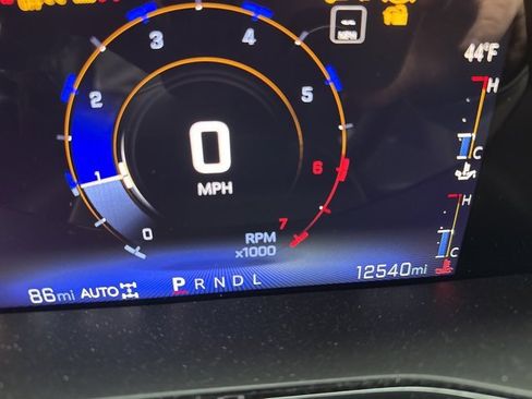 Used 2023 Chevrolet Colorado LT w/ LT Convenience Package II image 7