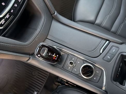 Used 2024 Cadillac XT5 Premium Luxury w/ Platinum Package image 24