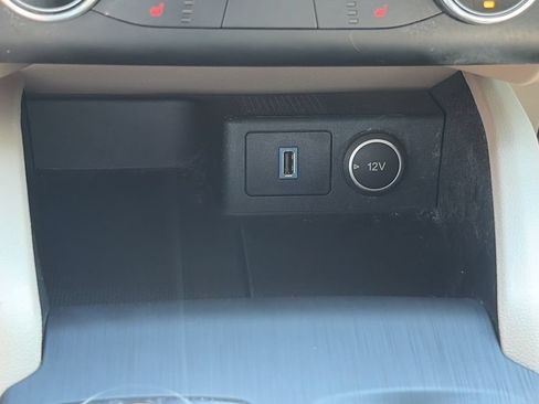 Used 2020 Ford Escape SE FWD image 25