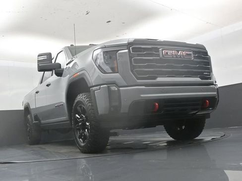 Used 2024 GMC Sierra 2500 AT4 w/ AT4 Premium Plus Package AWD/4WD image 45