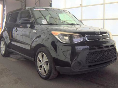 Used 2016 Kia Soul image 3