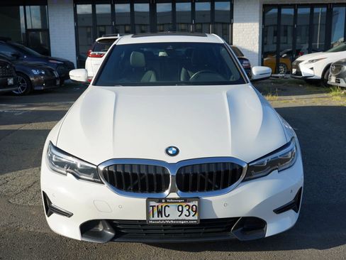Used 2019 BMW 330i Sedan w/ Convenience Package RWD image 4