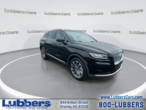 Used 2023 Lincoln Nautilus Reserve w/ Equipment Group 201A FWD image 2
