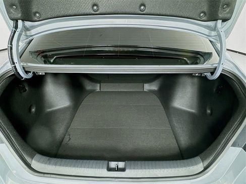 Used 2025 Honda Accord Sport image 11