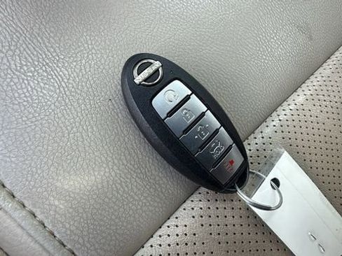 Used 2023 Nissan Maxima SV w/ Floor Mat Group FWD image 29