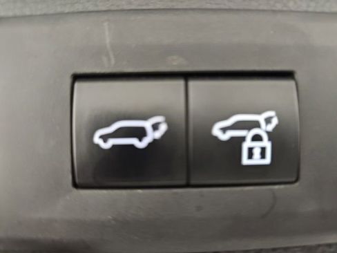 Certified 2024 Toyota Grand Highlander AWD image 35