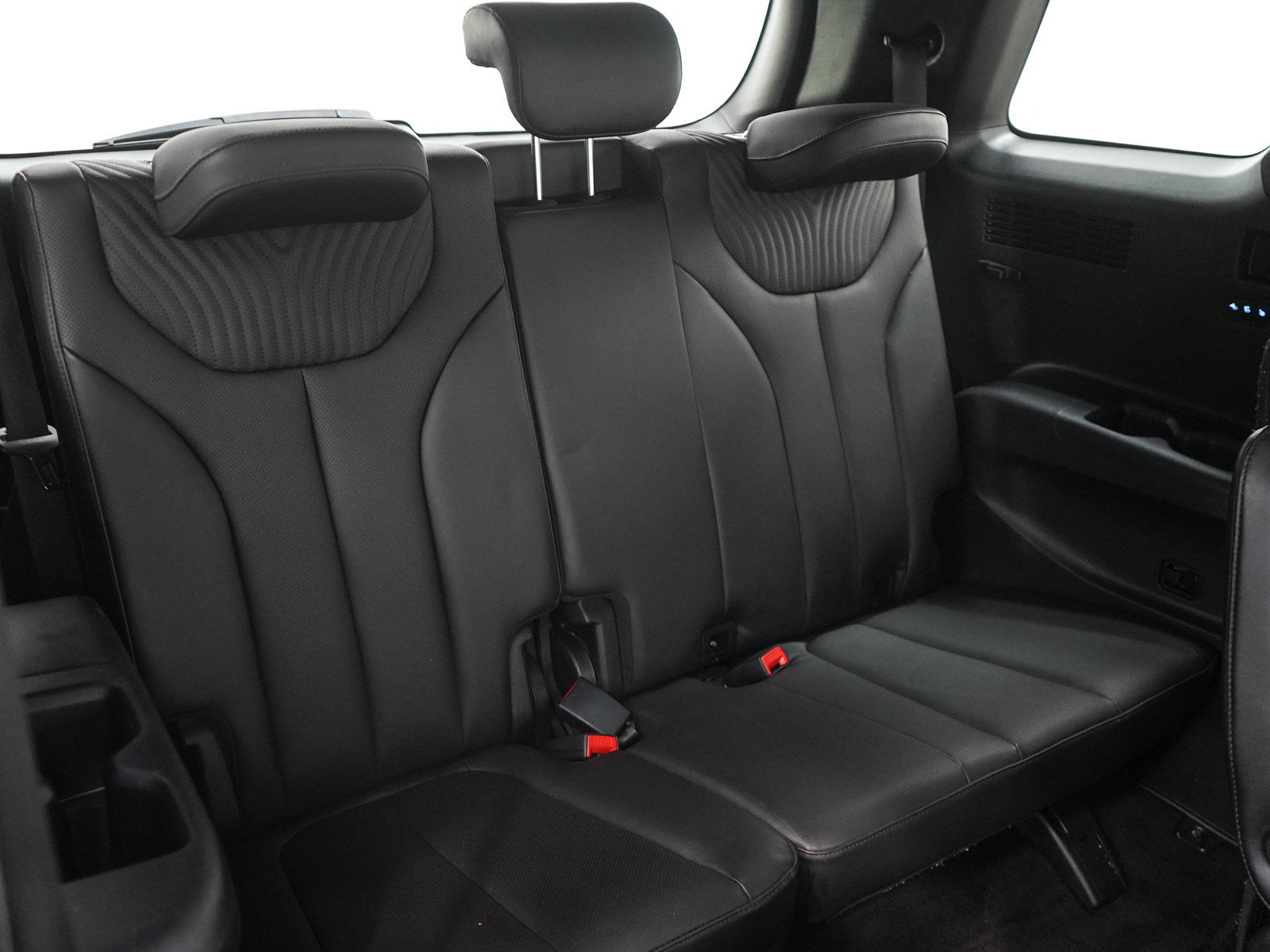Used 2023 Hyundai Palisade Calligraphy FWD image 13