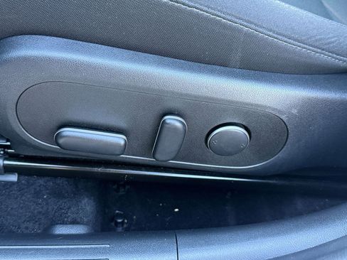 Used 2025 Hyundai Kona SEL image 23