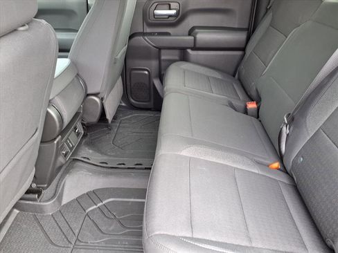 Used 2025 Chevrolet Silverado 1500 Custom image 11