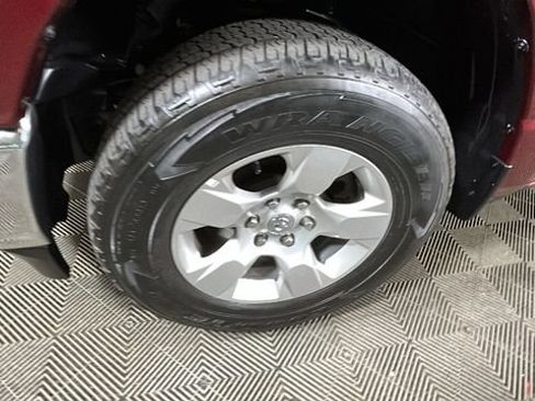 Used 2024 RAM 1500 Big Horn AWD/4WD image 10