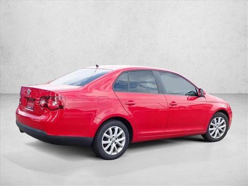 Used 2010 Volkswagen Jetta SE FWD image 8