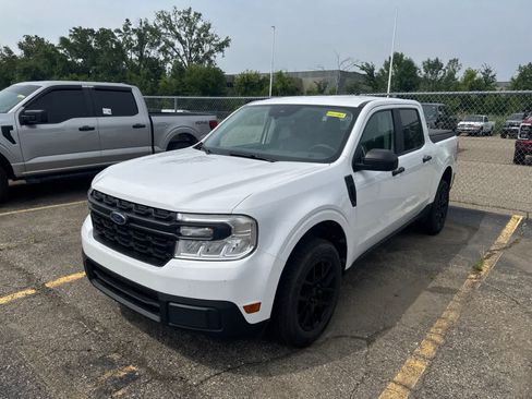 Used 2024 Ford Maverick XL FWD image 2
