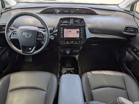 Used 2022 Toyota Prius FWD image 18