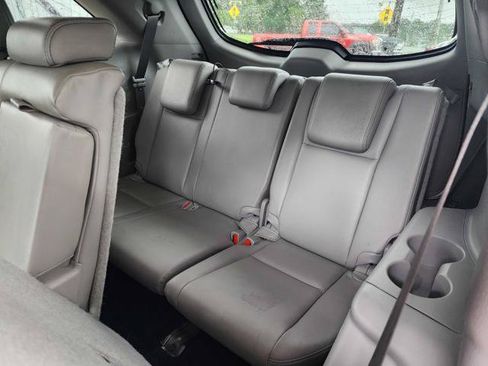 Used 2018 Toyota Highlander XLE AWD/4WD image 14