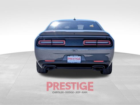 Used 2023 Dodge Challenger R/T w/ Blacktop Package image 9