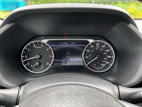 Used 2024 Nissan Sentra SR FWD image 8