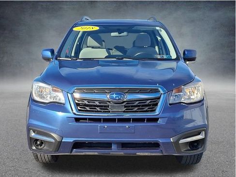 Used 2018 Subaru Forester 2.5i Premium w/ All-Weather Package image 2
